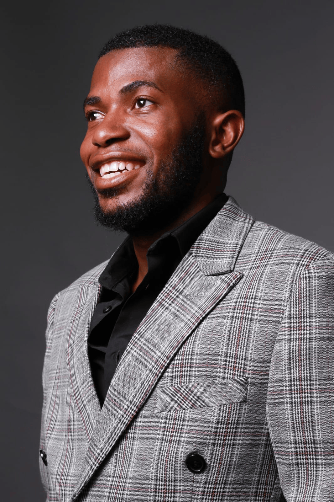Leonard Akathingo